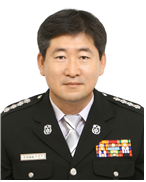 - 여수소방서장 김용호