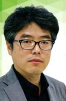 제9대 한국문화예술회관연합회 회장에 당선된 이승정 한려대 교수
