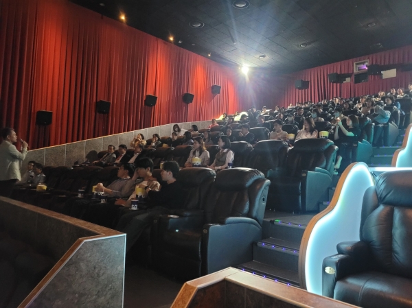 청암대학교는 지난 10일 개교 70주년을 기념하고 교직원의 화합과 건강한 직장 문화를 위해 문화체육의날 행사로 범죄도시4를 단체 관람했다.