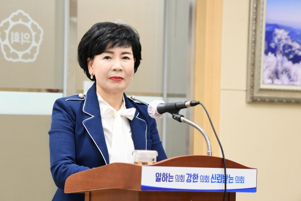 순천시의회 장경순 의원이 제278회 제1차 정례회 제1차 본회의에서 의원 자유발언을 하고 있다.