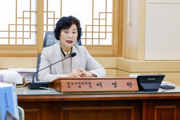 순천시의회 후반기 원구성을 앞두고 이영란의원이 의장 출마를 공식 선언했다.
